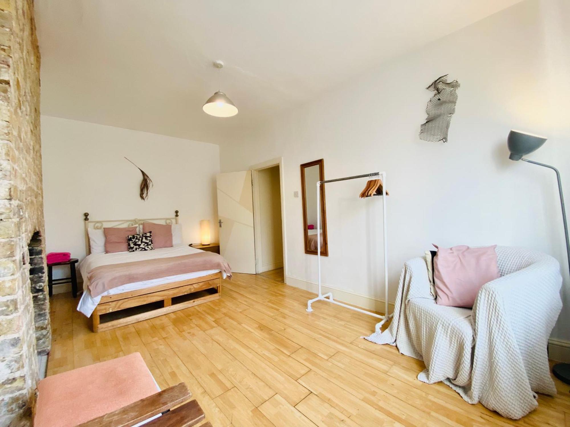 London'S Central East End 2 Bedroom City Apartments Zewnętrze zdjęcie